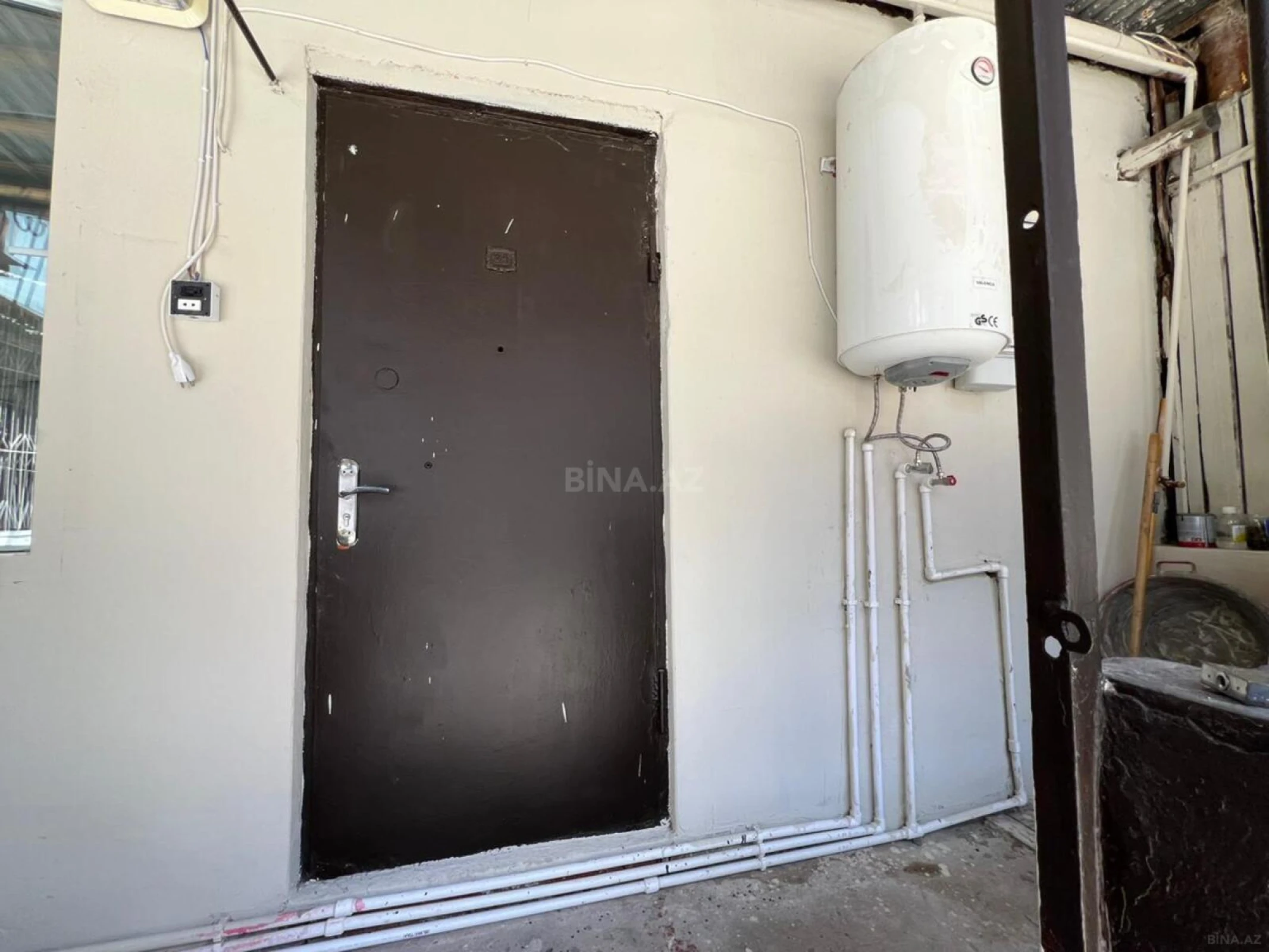 Satılır 3 otaqlı mənzil 99.9 m²