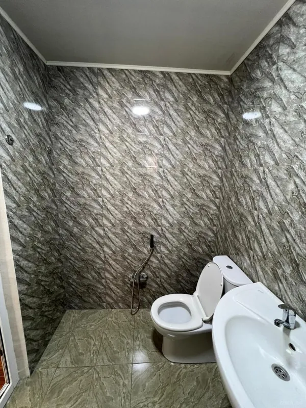 Satılır 3 otaqlı mənzil 99.9 m²
