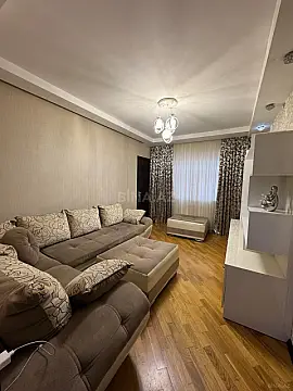 Satılır 4 otaqlı mənzil 100 m²
