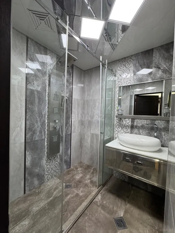 Satılır 4 otaqlı mənzil 100 m²