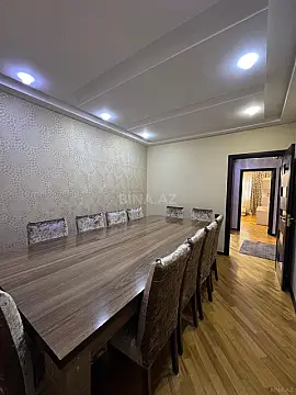 Satılır 4 otaqlı mənzil 100 m²