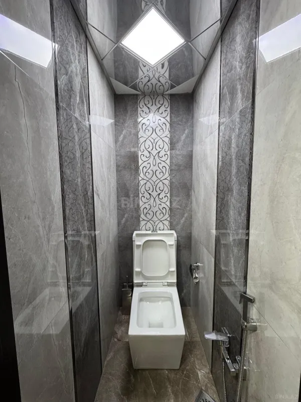 Satılır 4 otaqlı mənzil 100 m²