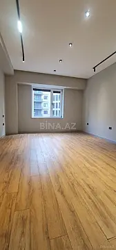 Satılır 5 otaqlı mənzil 202 m²
