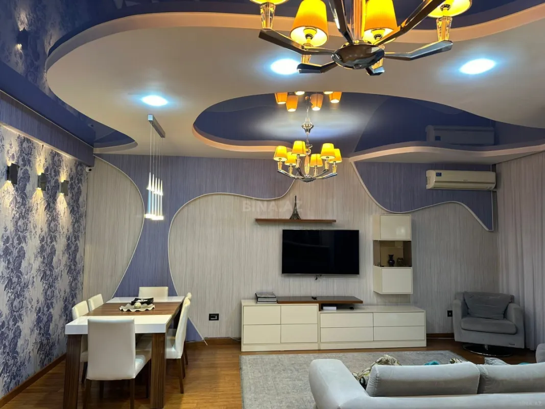 Kirayə verilir 3 otaqlı mənzil 130 m²