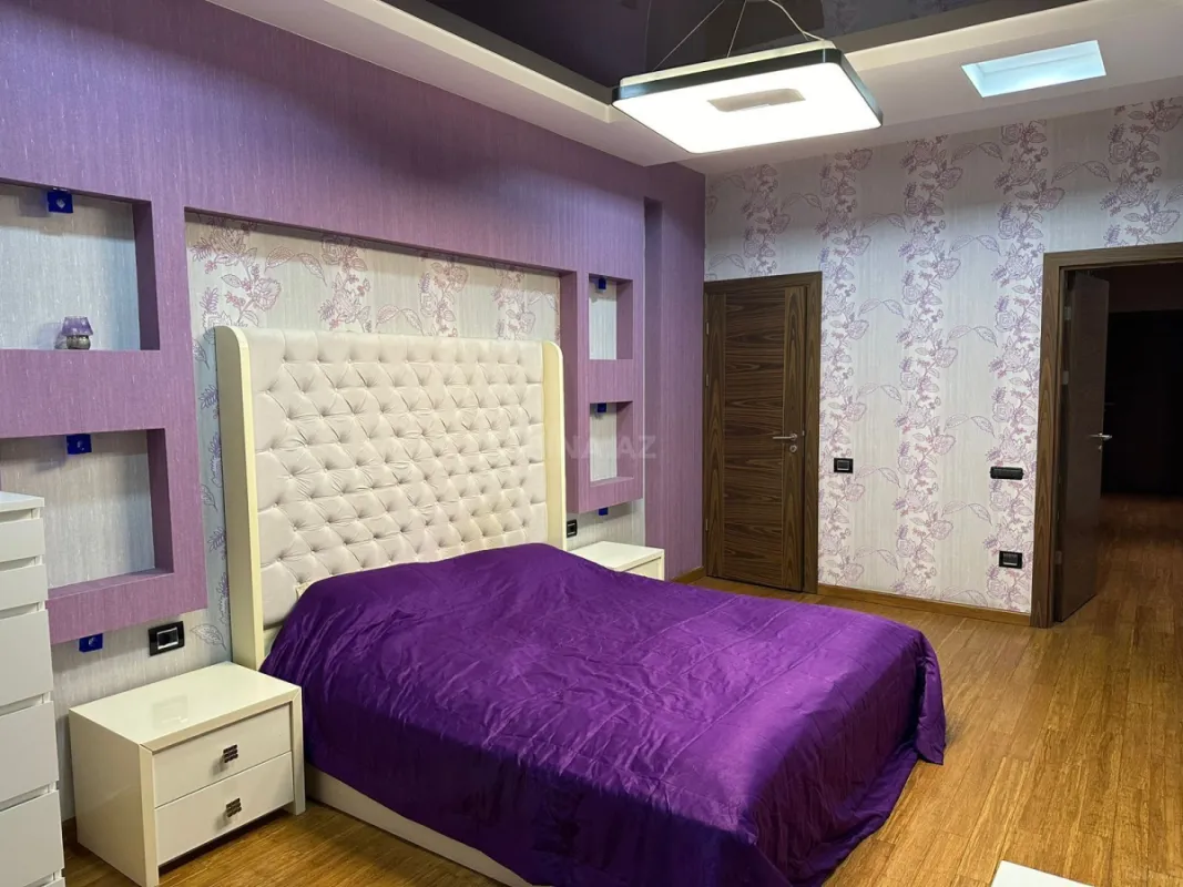 Kirayə verilir 3 otaqlı mənzil 130 m²