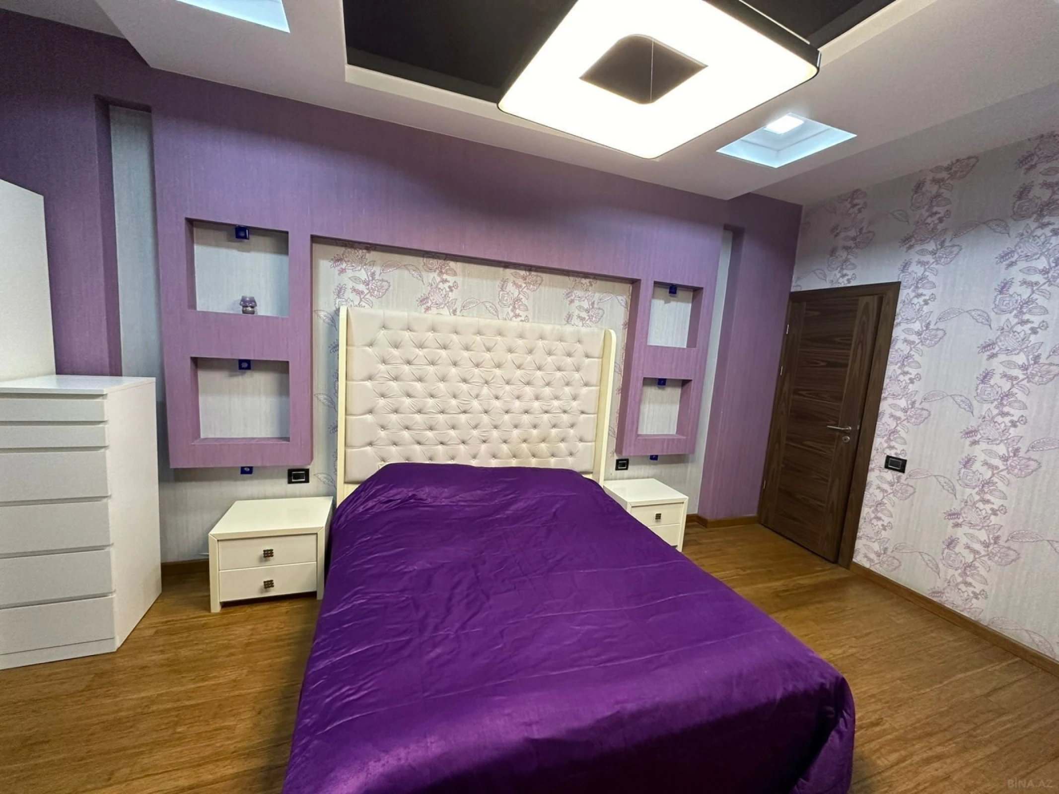 Kirayə verilir 3 otaqlı mənzil 130 m²