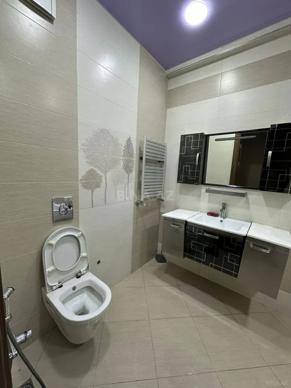 Kirayə verilir 3 otaqlı mənzil 130 m²