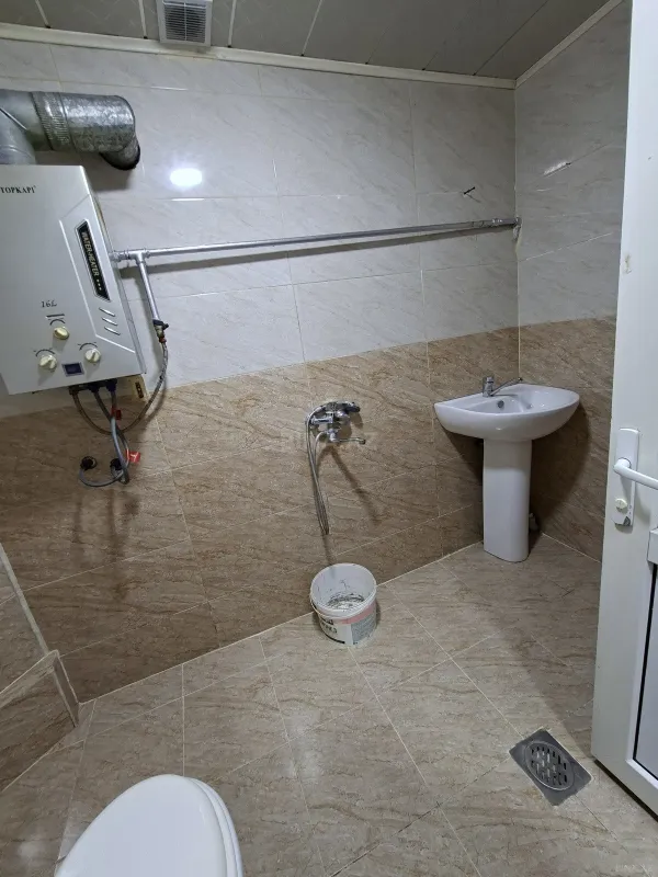Satılır 2 otaqlı mənzil 55 m²