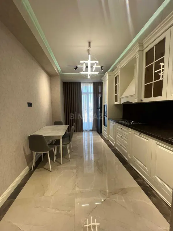 Satılır 3 otaqlı mənzil 104.4 m²