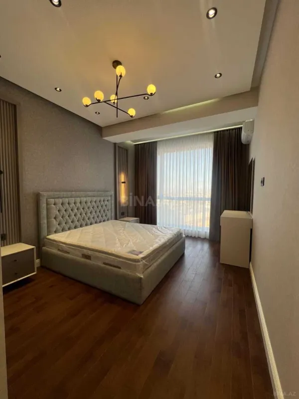 Satılır 3 otaqlı mənzil 104.4 m²