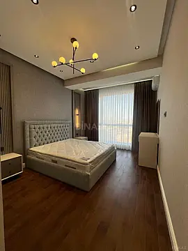 Satılır 3 otaqlı mənzil 104.4 m²