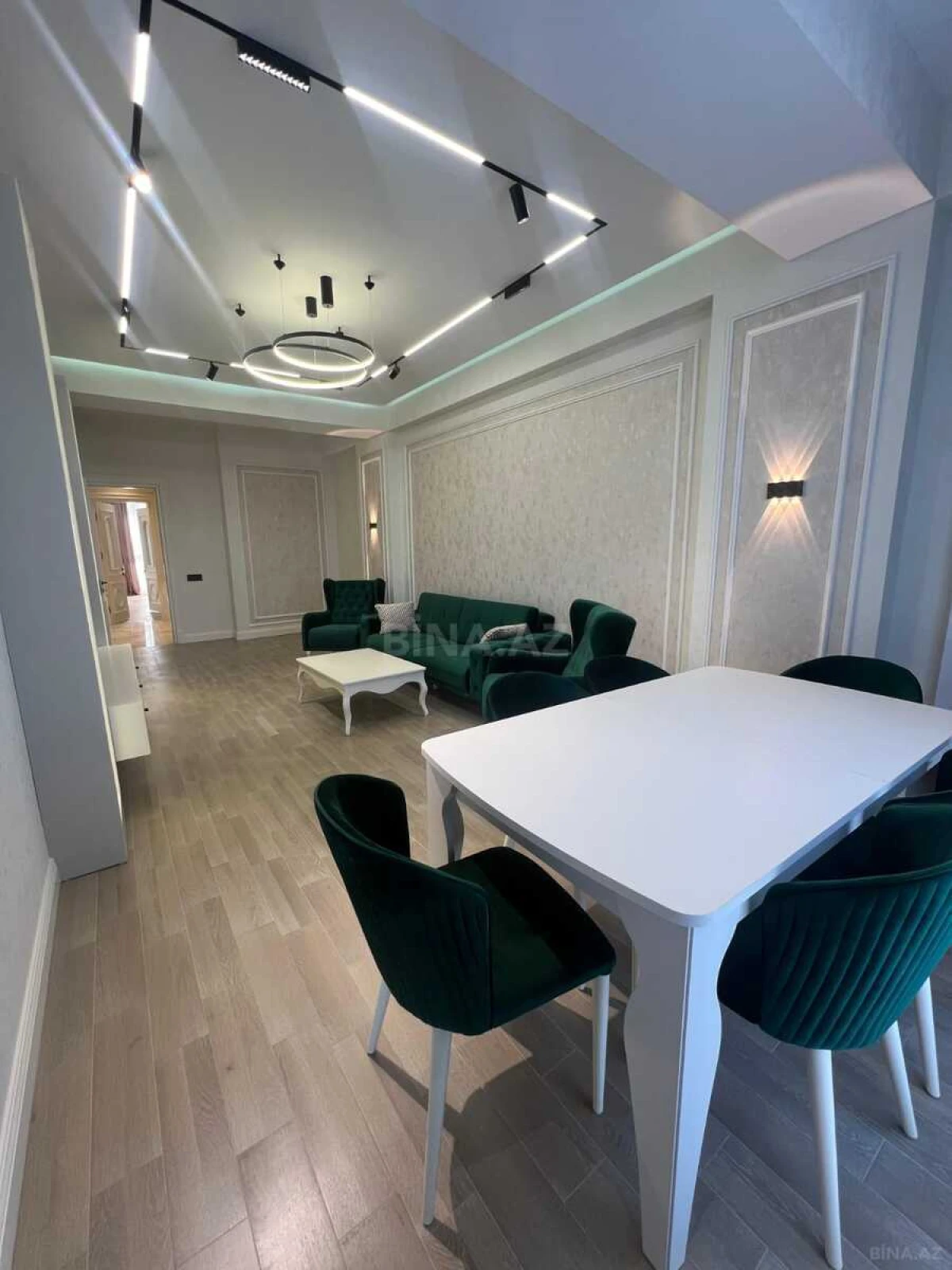 Satılır 3 otaqlı mənzil 104.4 m²