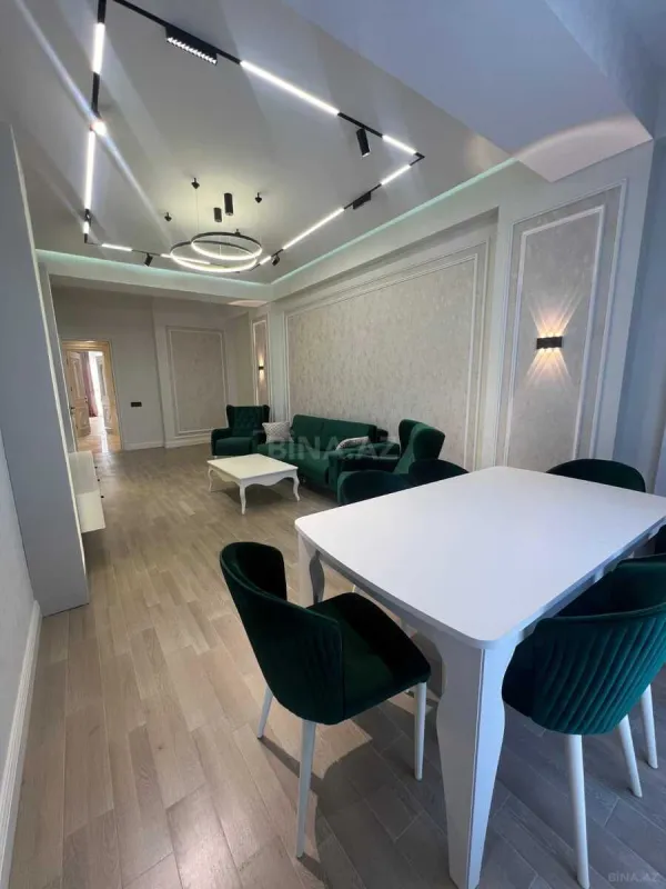 Satılır 3 otaqlı mənzil 104.4 m²