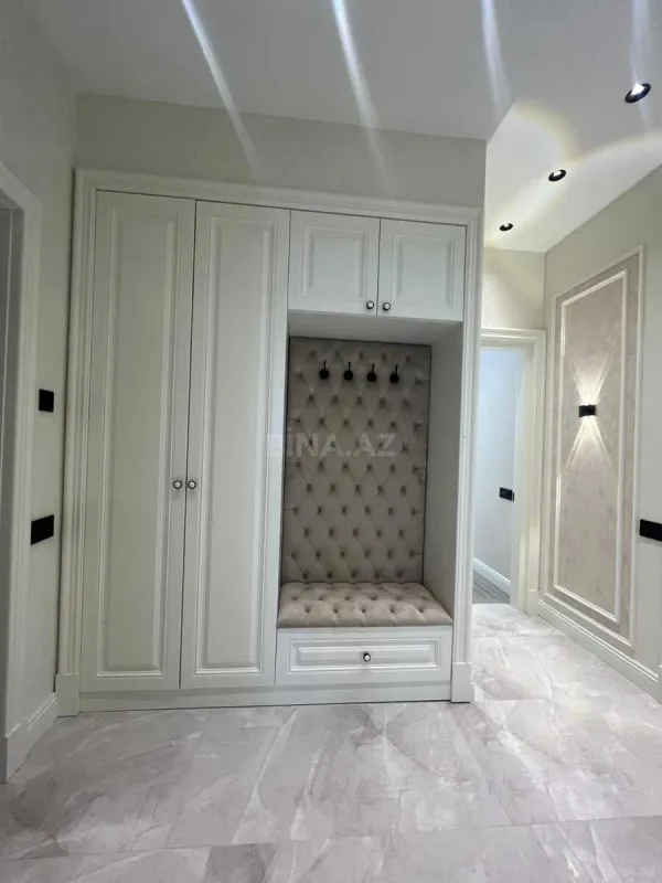 Satılır 3 otaqlı mənzil 104.4 m²