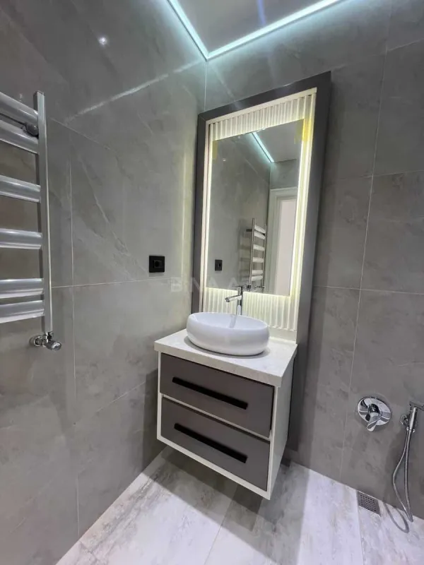 Satılır 3 otaqlı mənzil 104.4 m²