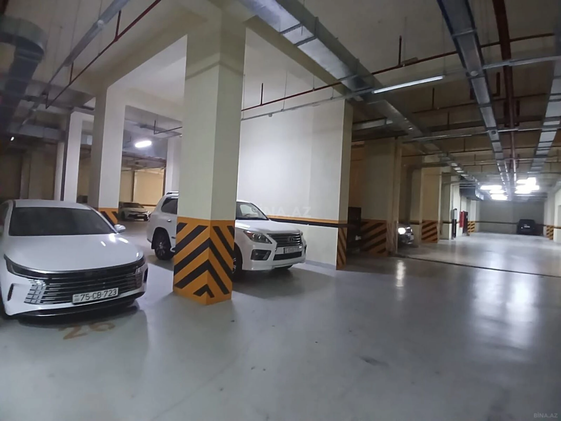 Satılır 3 otaqlı mənzil 106 m²