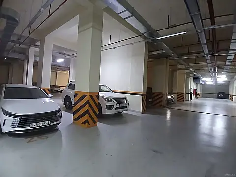 Satılır 3 otaqlı mənzil 106 m²