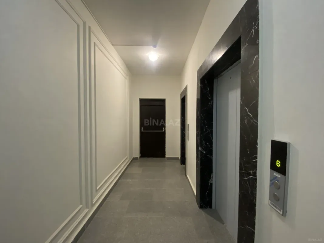 Satılır 4 otaqlı mənzil 147 m²