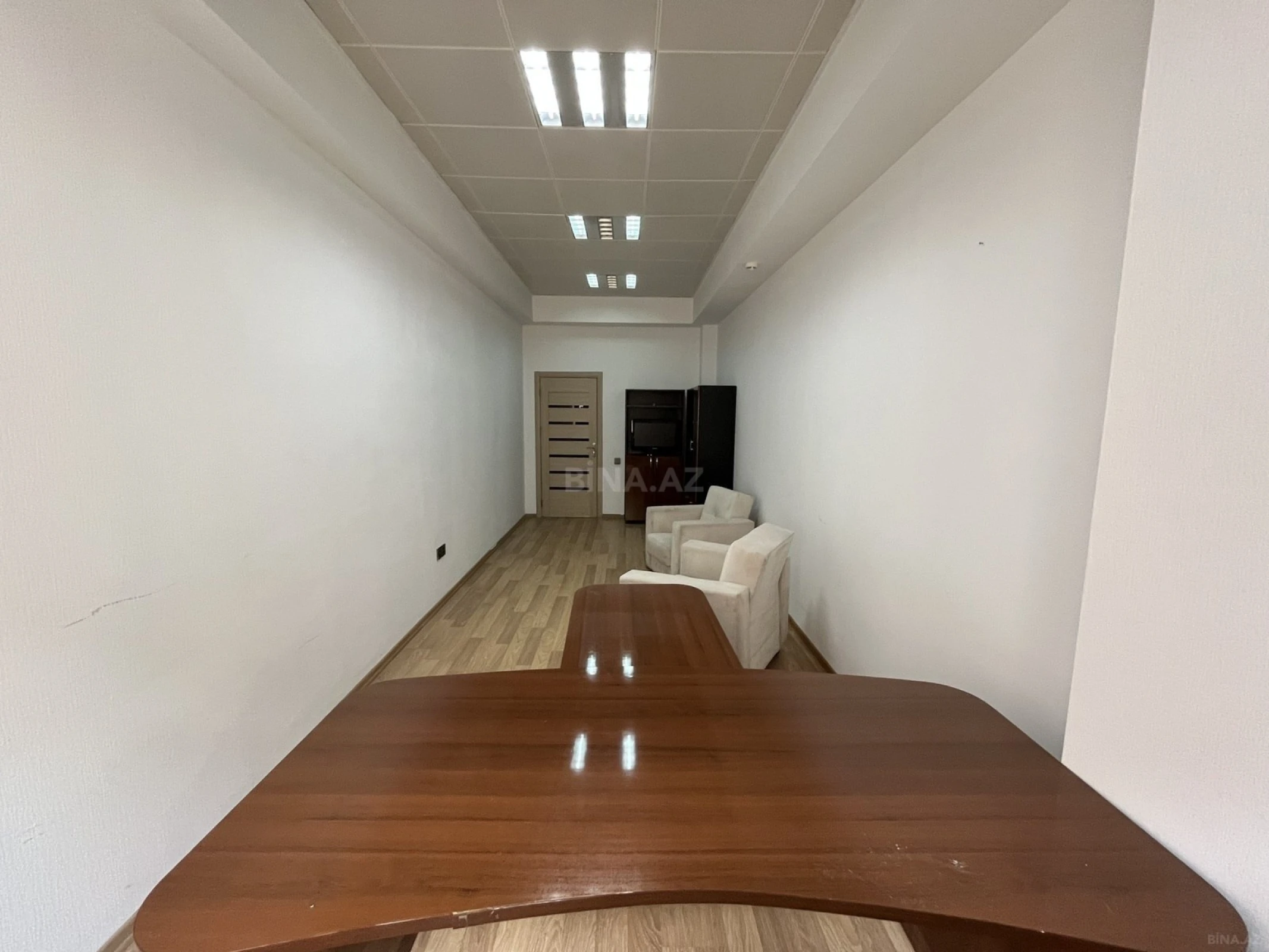 Kirayə verilir 1 otaqlı ofis 30 m²