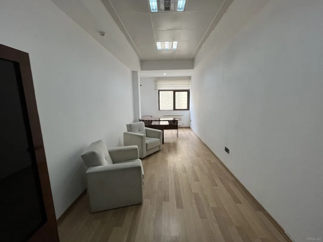 Kirayə verilir 1 otaqlı ofis 30 m²
