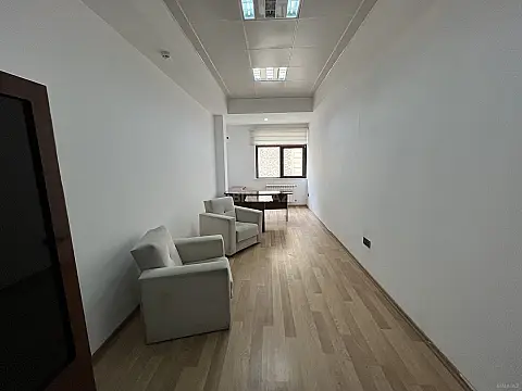 Kirayə verilir 1 otaqlı ofis 30 m² — Bakı, Nərimanov 1 otaq 30.00 m²