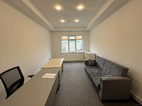 Kirayə verilir 1 otaqlı ofis 25 m²