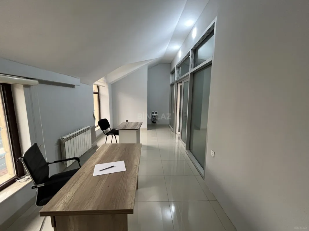 Kirayə verilir 1 otaqlı ofis 20 m²
