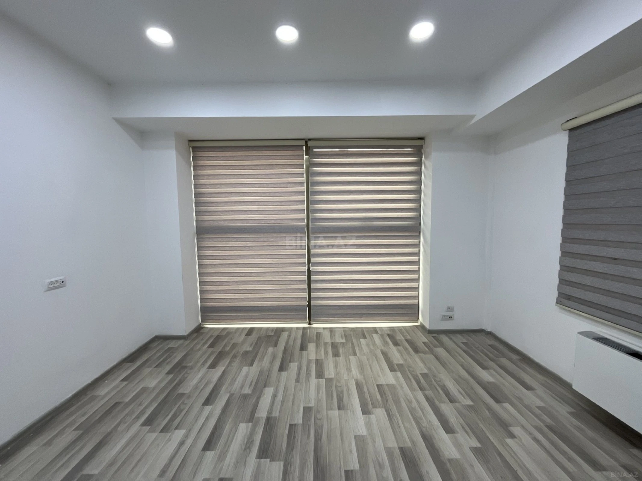 Kirayə verilir 3 otaqlı ofis 140 m²