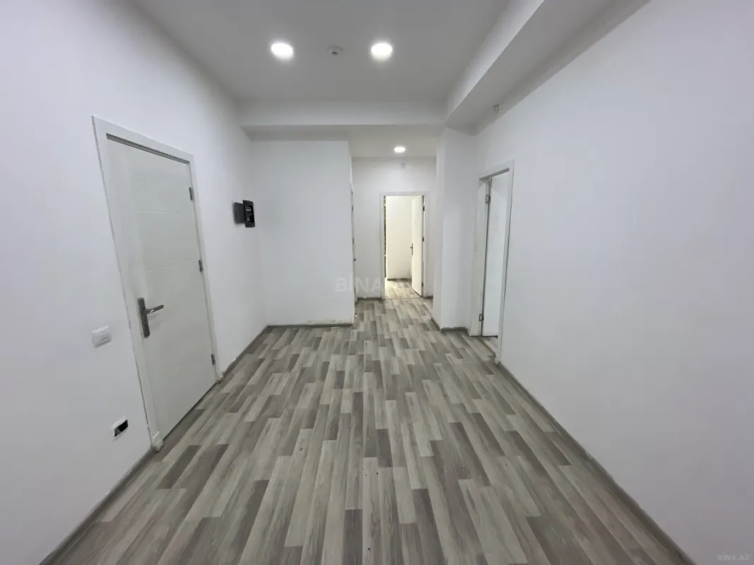 Kirayə verilir 3 otaqlı ofis 140 m²