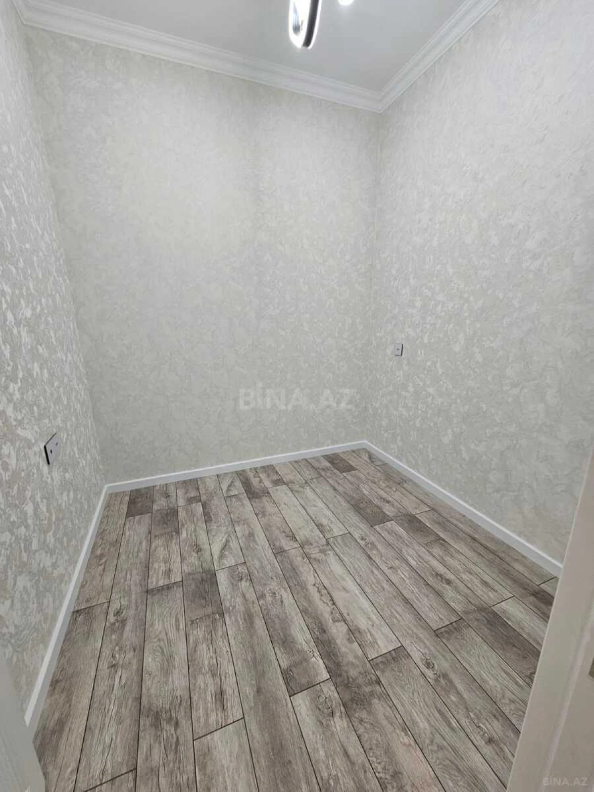 Satılır 3 otaqlı mənzil 60 m²