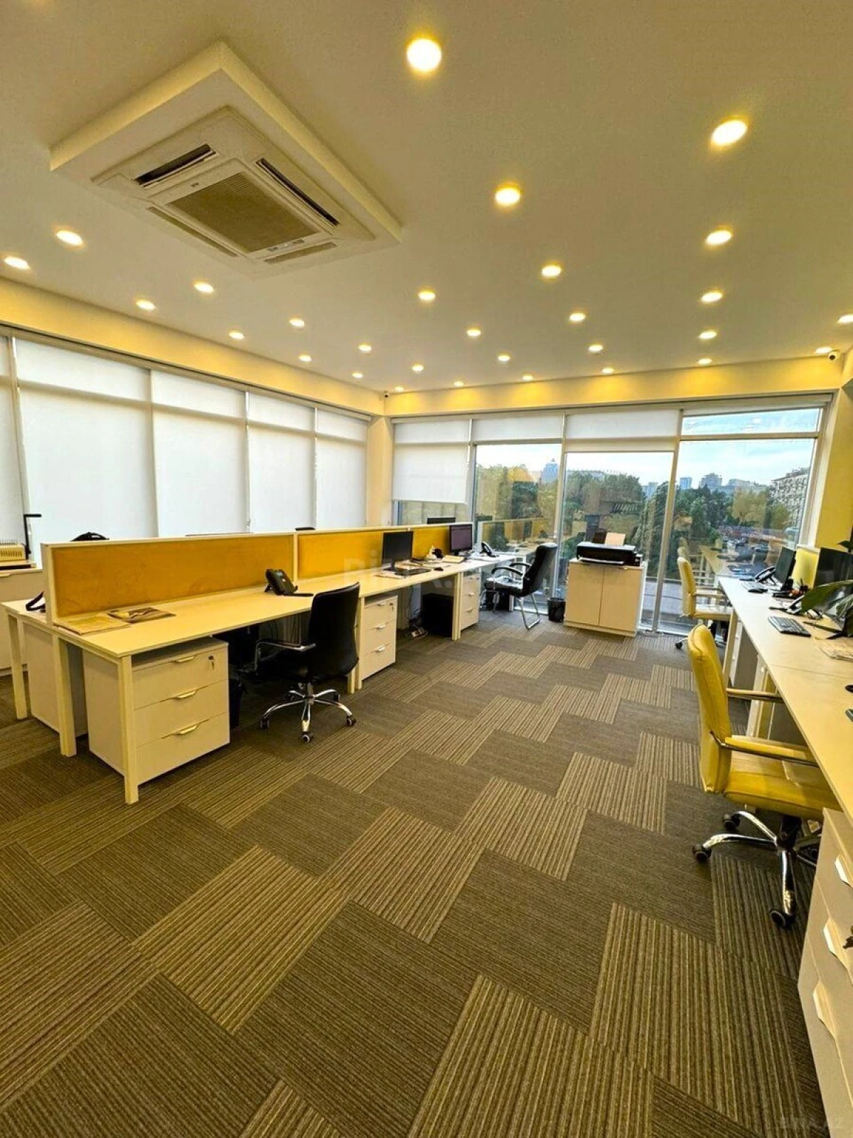 Satılır obyekt 125 m²