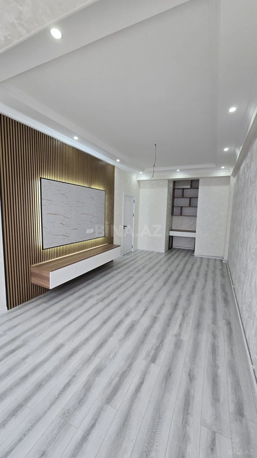Satılır 3 otaqlı mənzil 93 m²