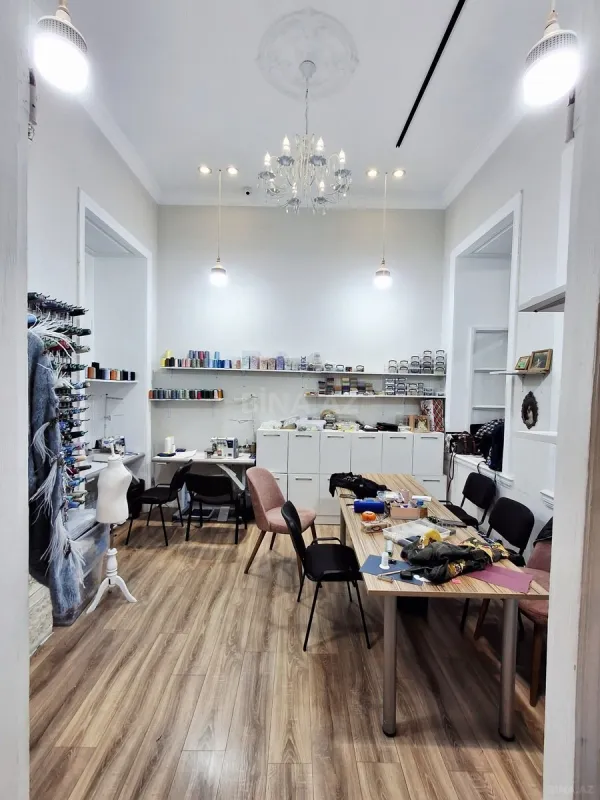 Kirayə verilir obyekt 200 m²