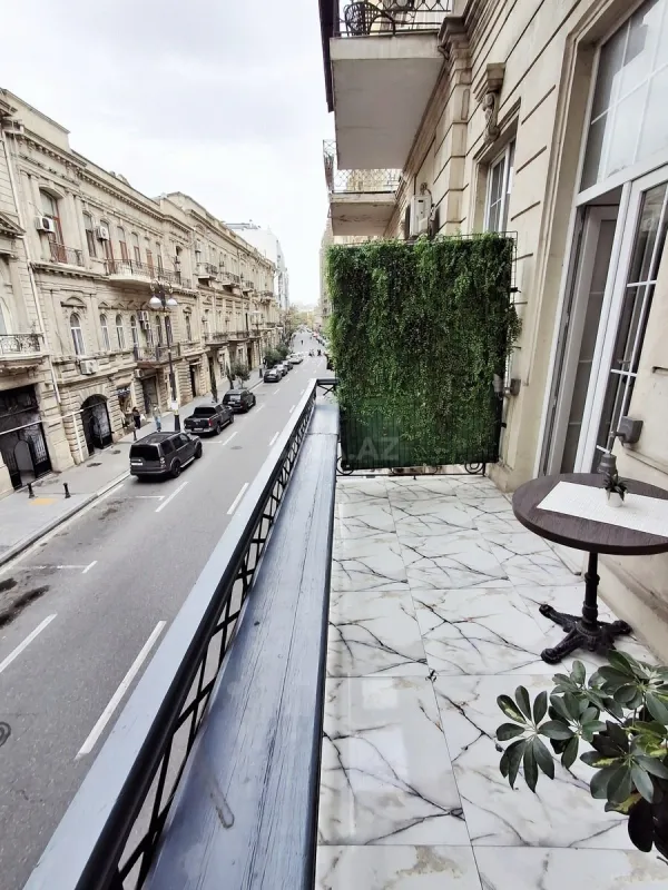 Kirayə verilir obyekt 200 m²