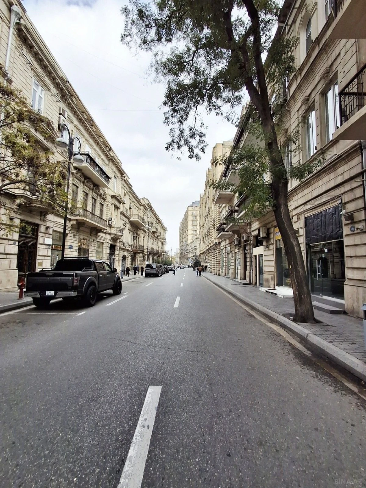 Kirayə verilir obyekt 200 m²