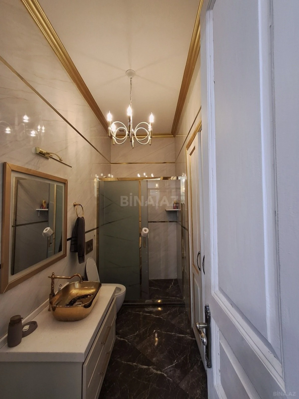 Kirayə verilir obyekt 200 m²