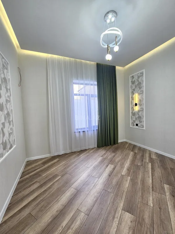 Satılır 4 otaqlı həyət evi 140 m²