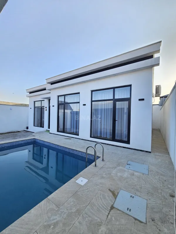 Satılır 4 otaqlı həyət evi 140 m²