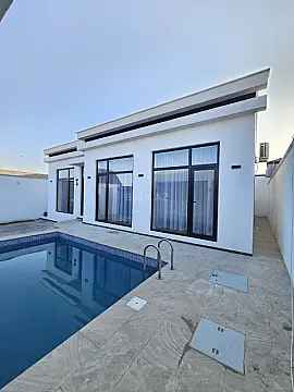 Satılır 4 otaqlı həyət evi 140 m²