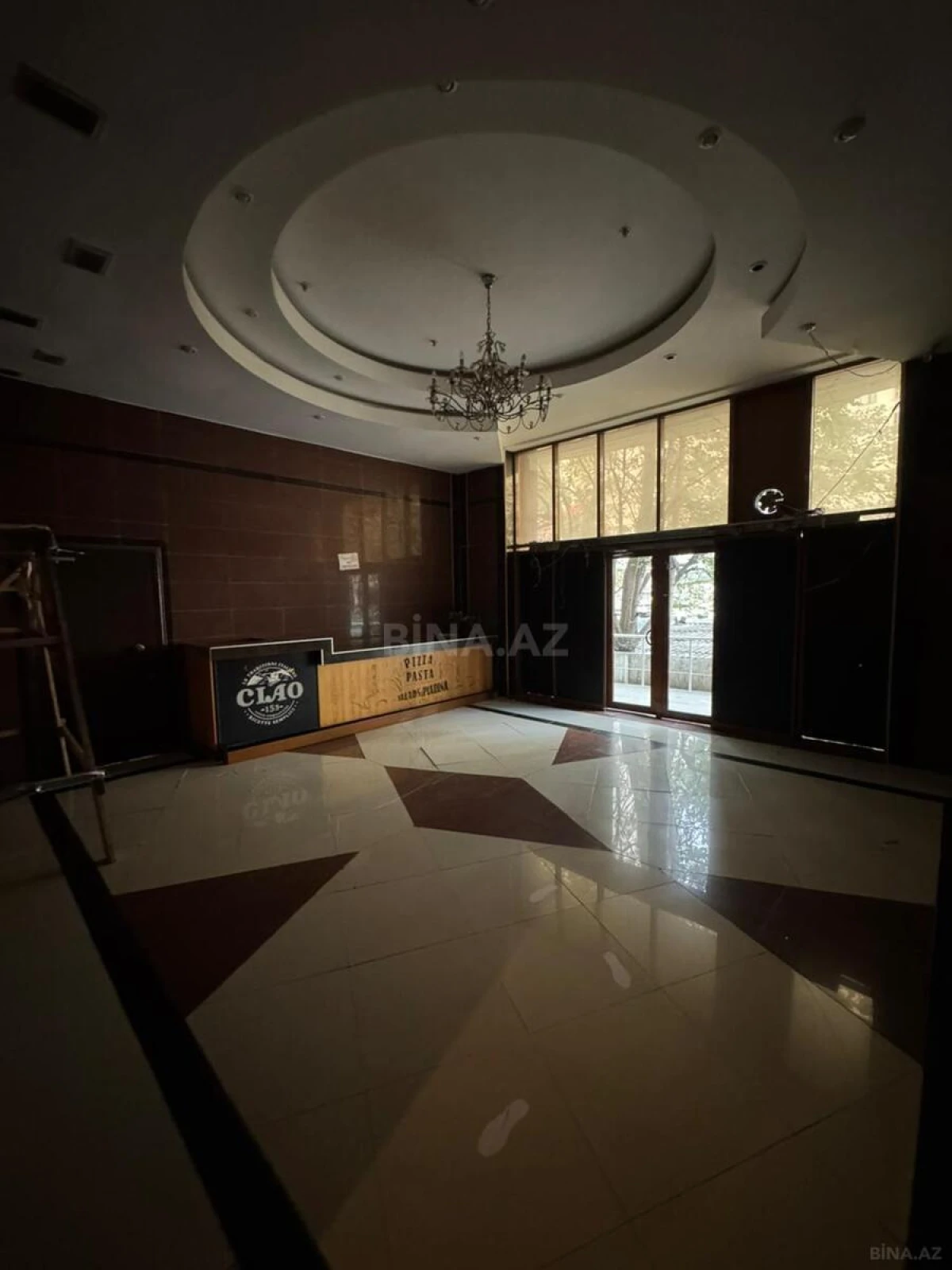 Kirayə verilir 12 otaqlı ofis 550 m²