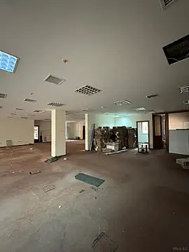 Kirayə verilir 12 otaqlı ofis 550 m²