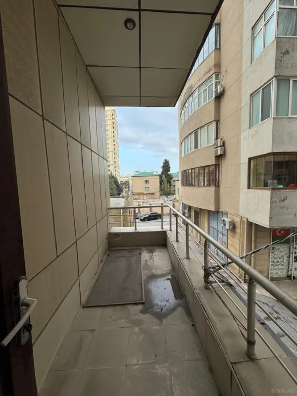 Kirayə verilir 12 otaqlı ofis 550 m²