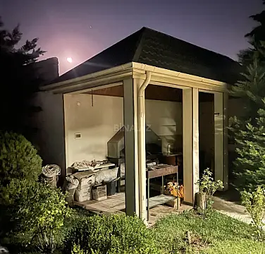 Satılır 6 otaqlı həyət evi 600 m²