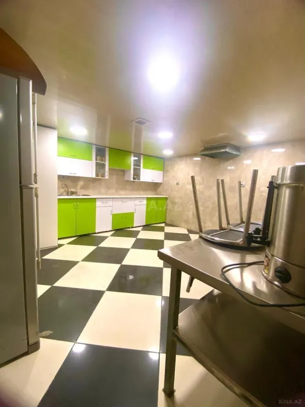 Kirayə verilir obyekt 200 m²