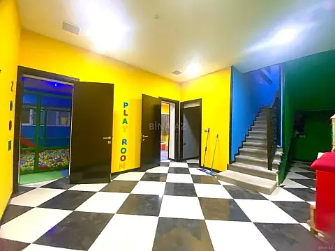 Kirayə verilir obyekt 200 m²