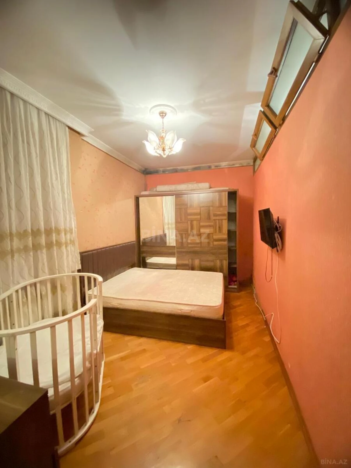 Satılır 3 otaqlı mənzil 90 m²