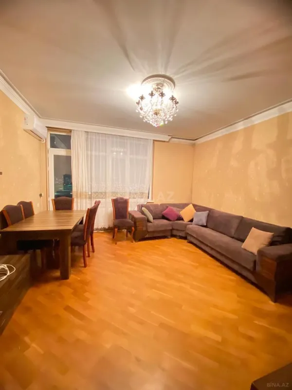 Satılır 3 otaqlı mənzil 90 m²