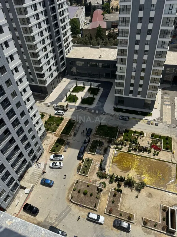 Satılır 3 otaqlı mənzil 109 m²