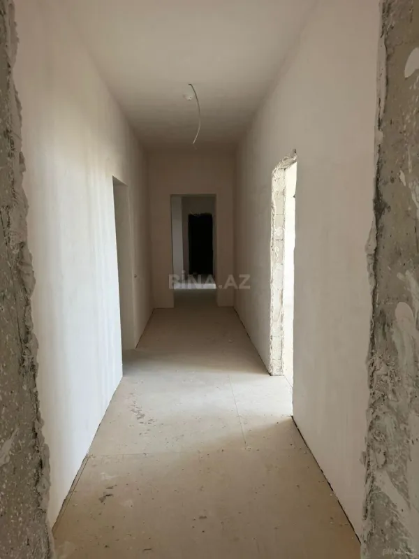 Satılır 3 otaqlı mənzil 109 m²
