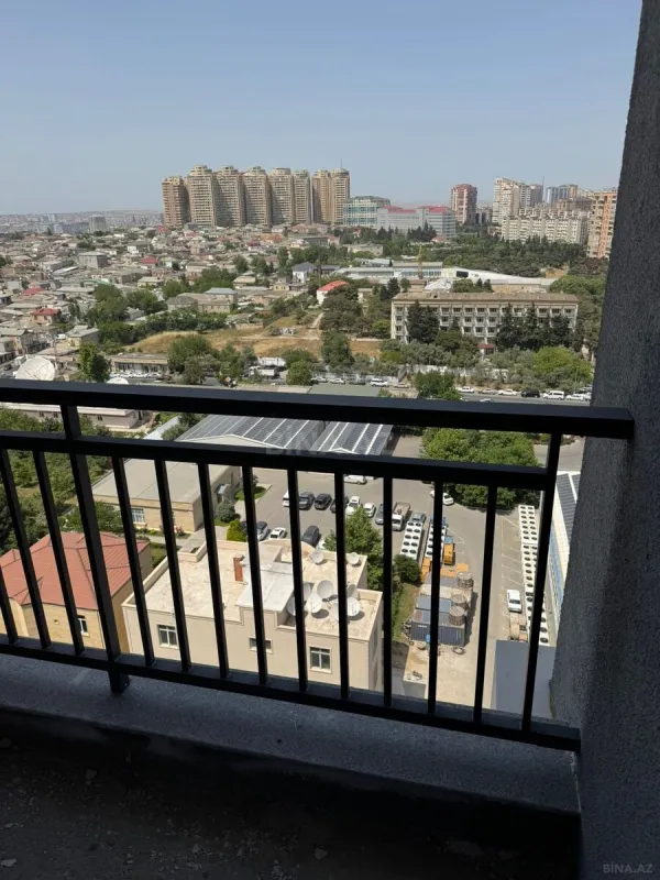 Satılır 3 otaqlı mənzil 109 m²